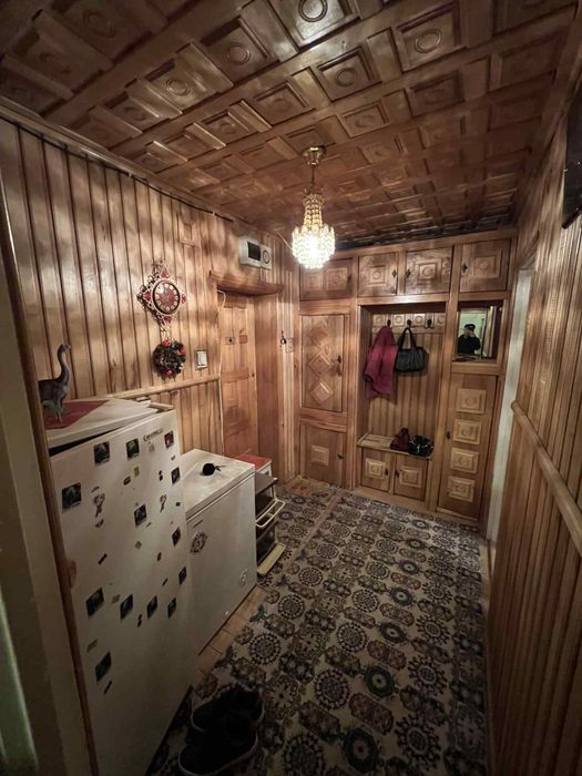 Vand apartament ( CITITI DESCRIEREA )