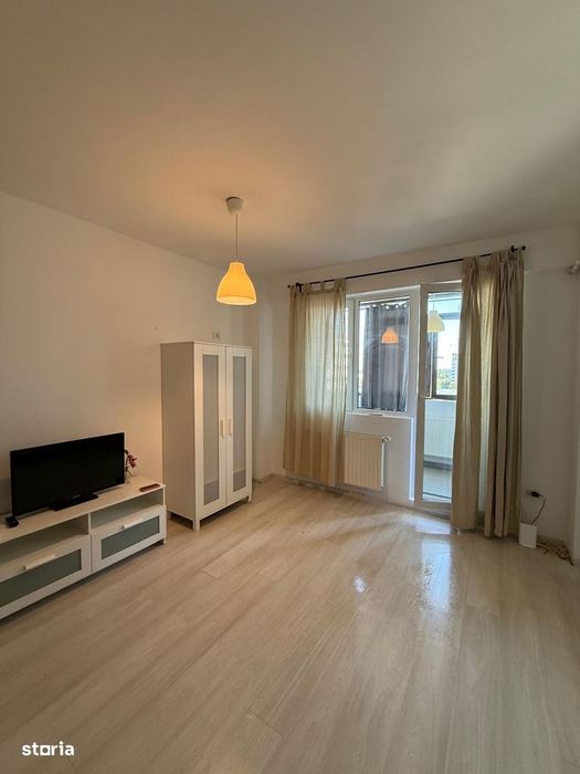 Garsoniera de Inchiriat - 35mp - Decomandata - Centrala proprie