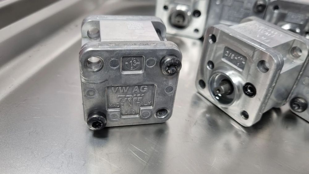 Pompa Ulei Mecatronic 0AM325579D /Cutie Automata DSG DQ200 0AM 7 viteze Ambreiaj Uscat / VW / AUDI / SEAT / SKODA /2007-2015 an