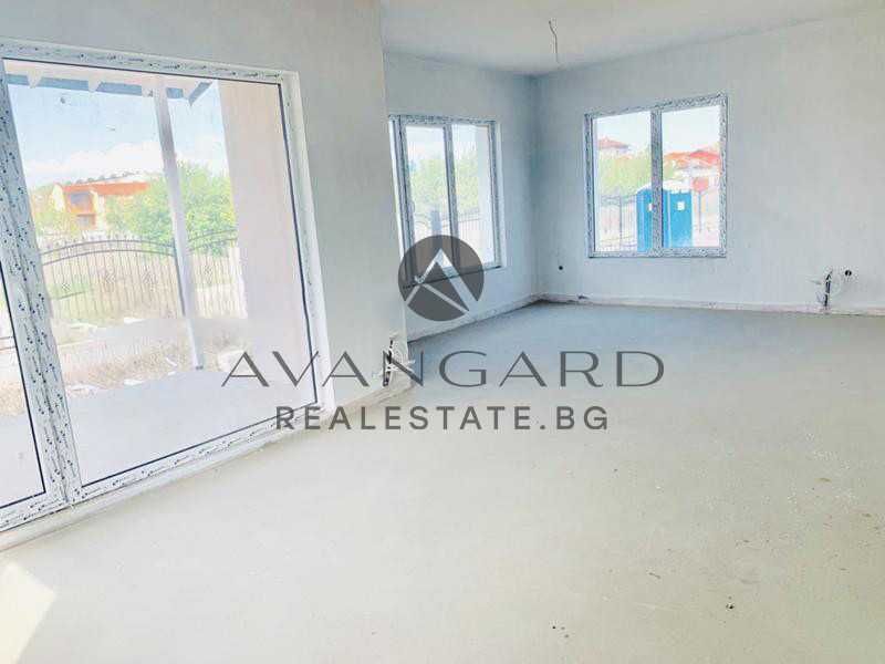 Продава се Къща в Пловдив, Коматево - 222 кв.м за 816 €/кв.м - Снимка #3