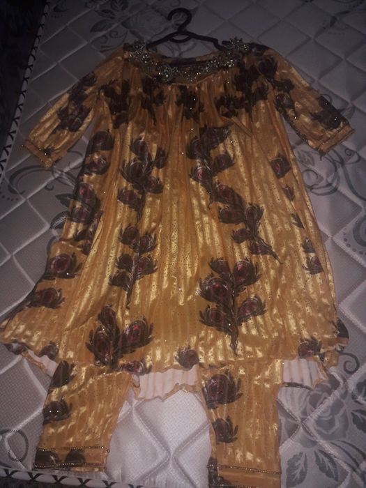 Assalomu alaykum. Kuylak sotiladi yangiday ikki marta kiyilgan materia