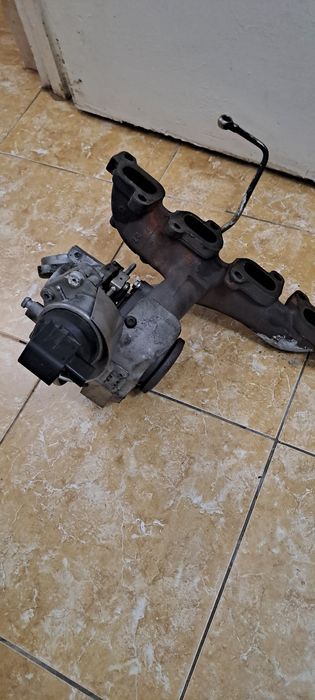 Vând turbina de la seat toledo 1.6 tdi. Defecta- Are axul rupt.