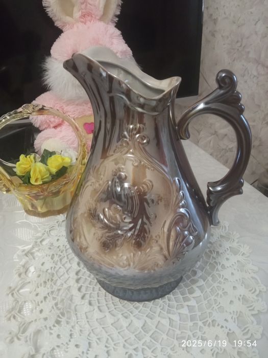 Кувшин/перламутр/и вазы