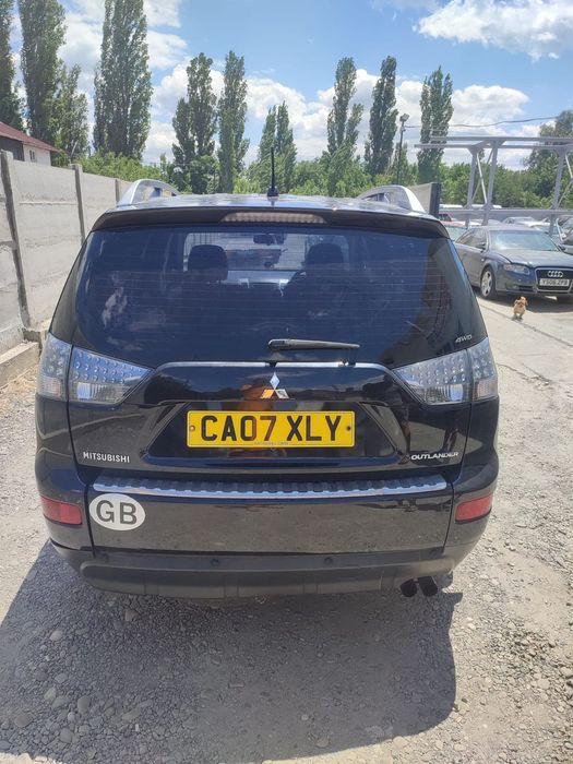 Usa fata stanga/Usa spate stanga/Usa fata dreapta/Usa spate dreapta  Mitsubishi Outlander 2