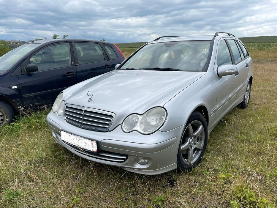 Dezmembrez Mercedes-Benz C Classe Class w203