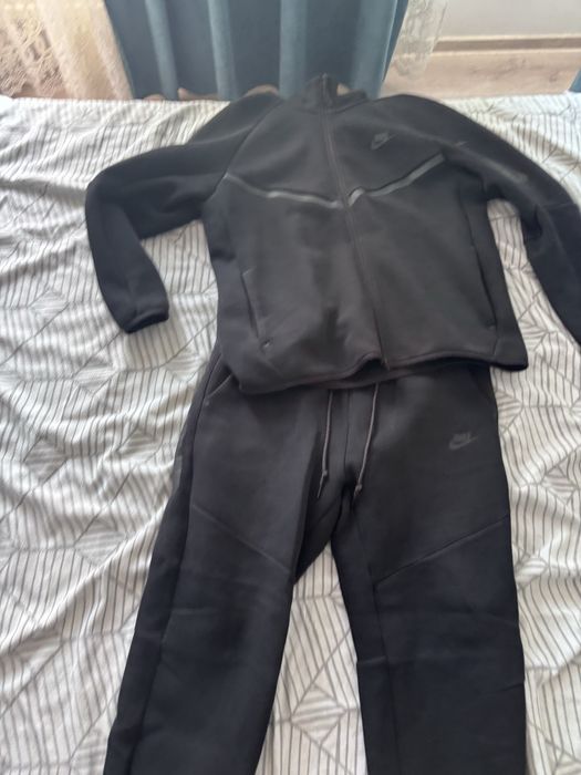 Nike tech original in stare buna