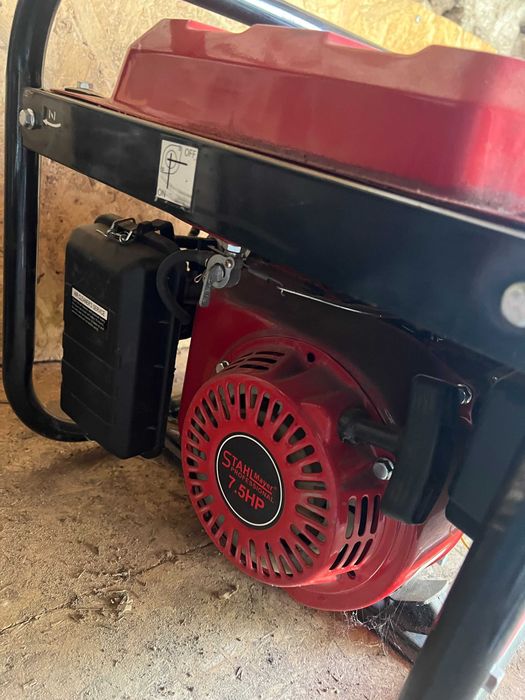 Бензинов генератор 4500W