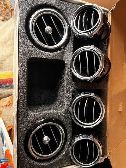 Piese Mercedes Benz E Class W 213 si VW Golf 4 IV