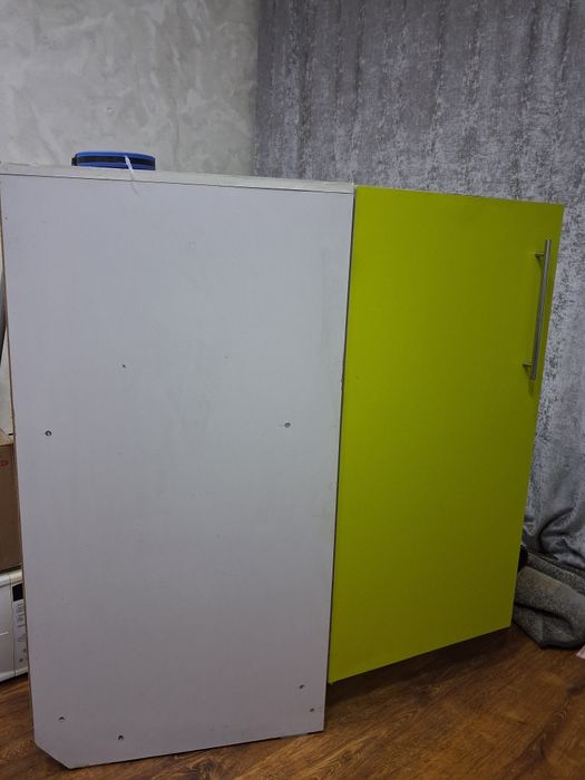 Продам большую тумбочку