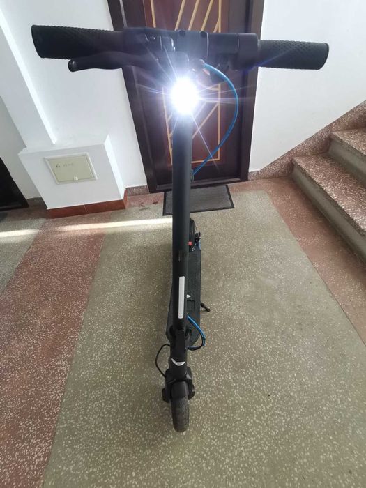 Trotinetă electrică DOC GREEN