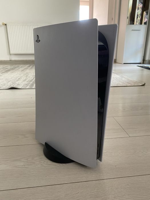 Playstation 5 disk edition nefolosit+ joc fc25 si minecraft. 1T gb si cutie originala.