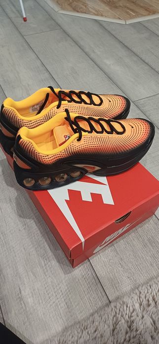 Маратонки NIKE air max dn se