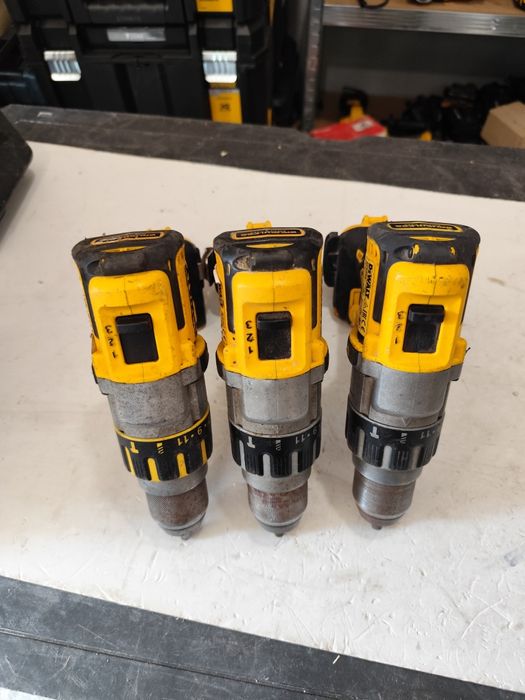 Мощен безчетков удърен винтоверт Девалт DeWALT DCD995 DCD996