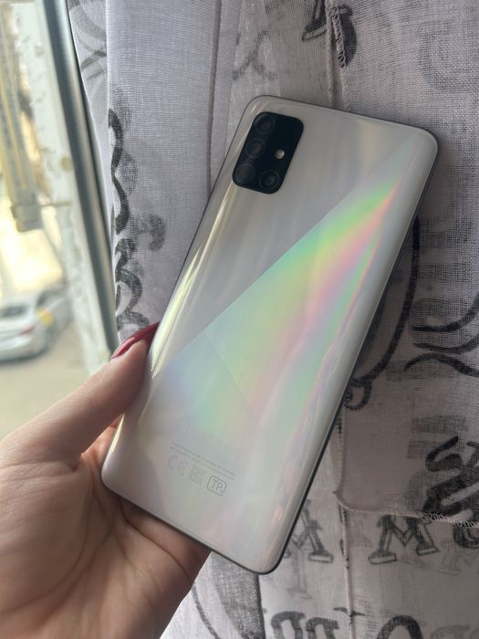Samsung Galaxy A51. 64ГБ