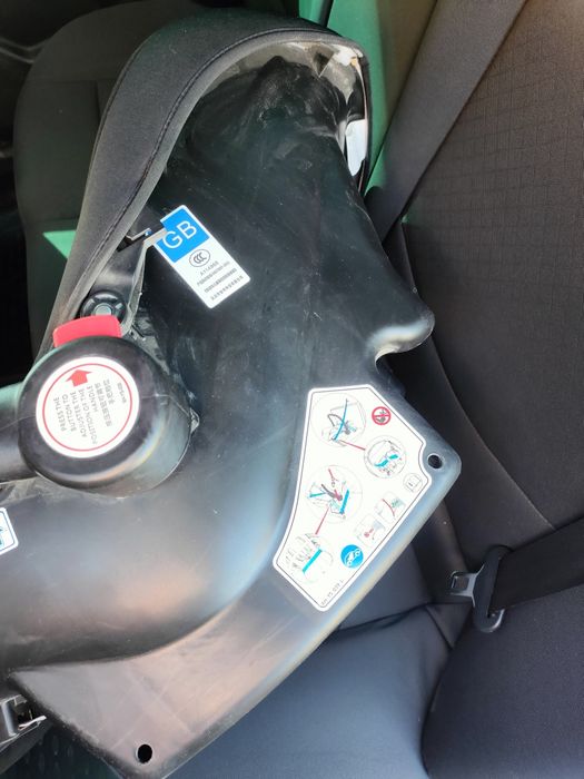 Продам коляску 3в1