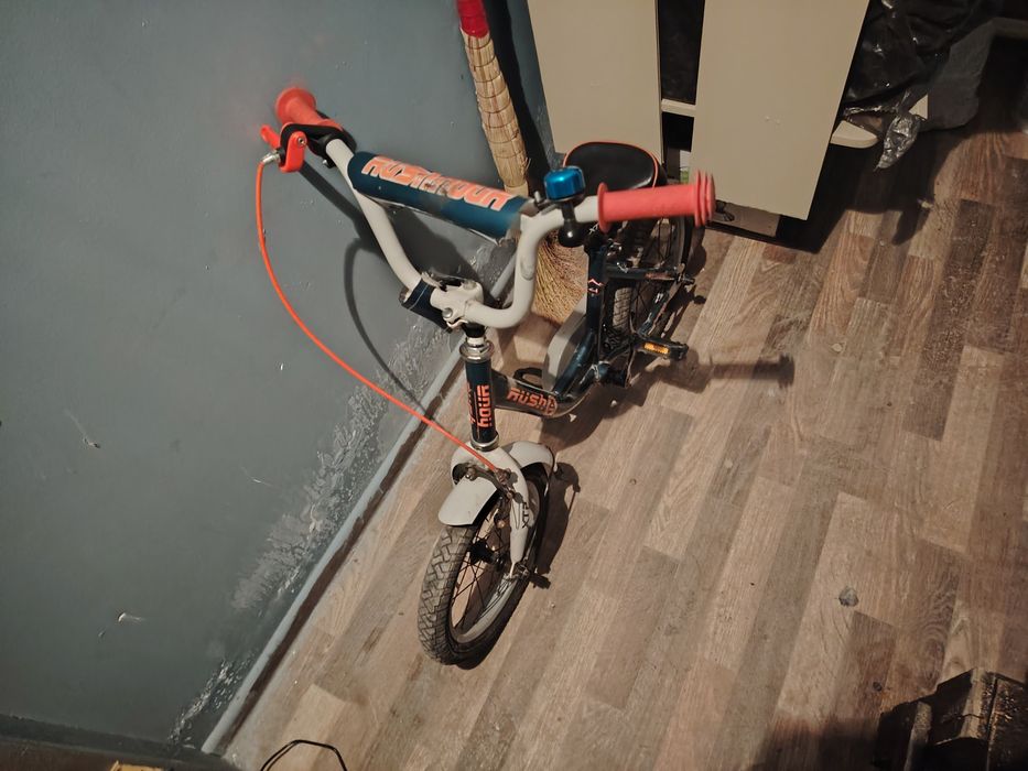 Велосипед детский с ручным тормозом