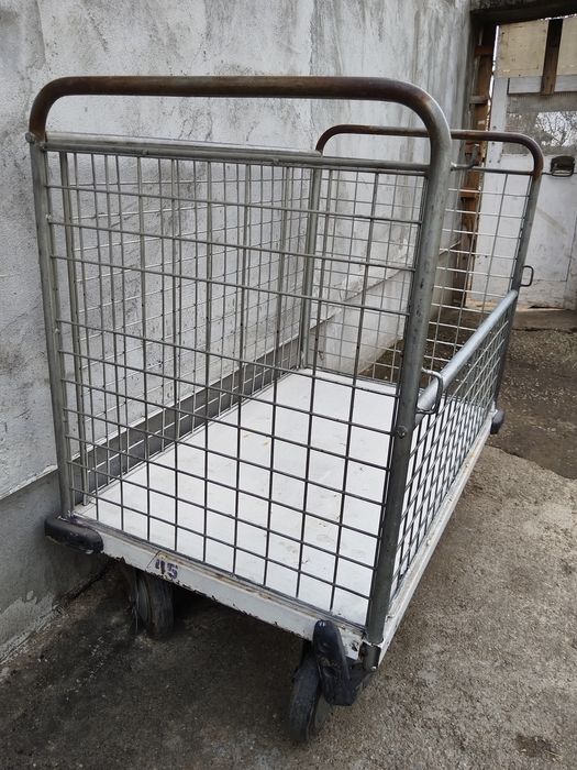 Стара Соц Товарна Количка Панелна Товарна Количка За Складове.