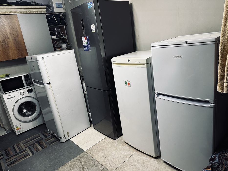 Холодильник и Морозилка всё работает