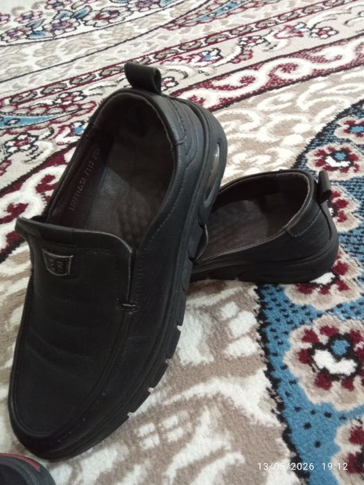 Erkaklar oyoq kiyimi