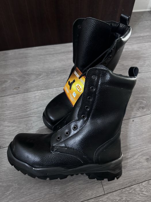Продам берцы новые