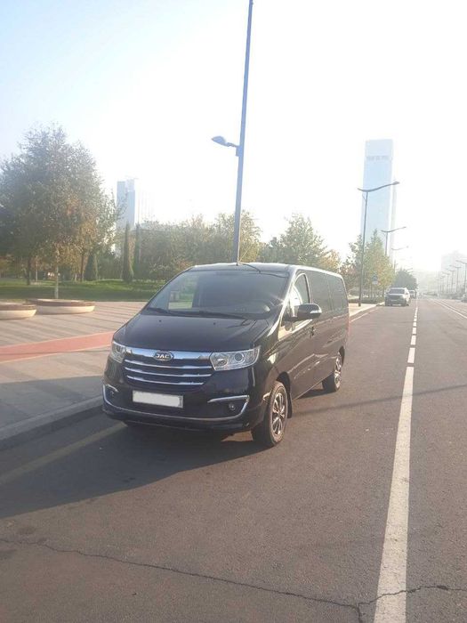 Ўзбекистон бўйлаб сайёхатлар. Тоғларга ва бошқа шаҳарларга саёҳатлар.