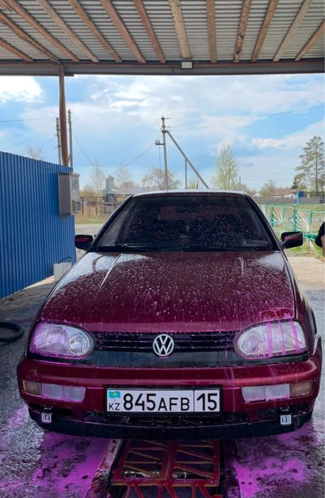 Продам срочно GOLF 3 ( 1.8 моно )