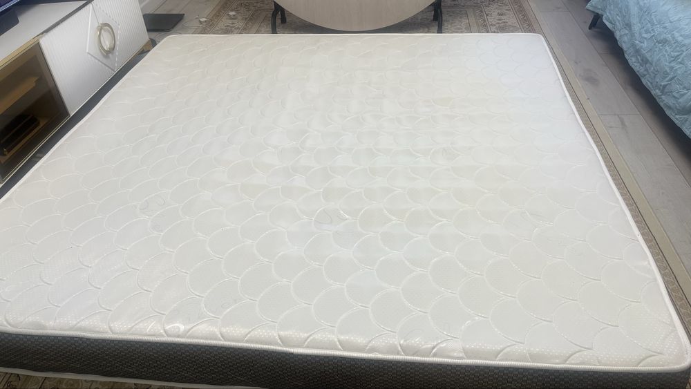 Матрас отдам даром