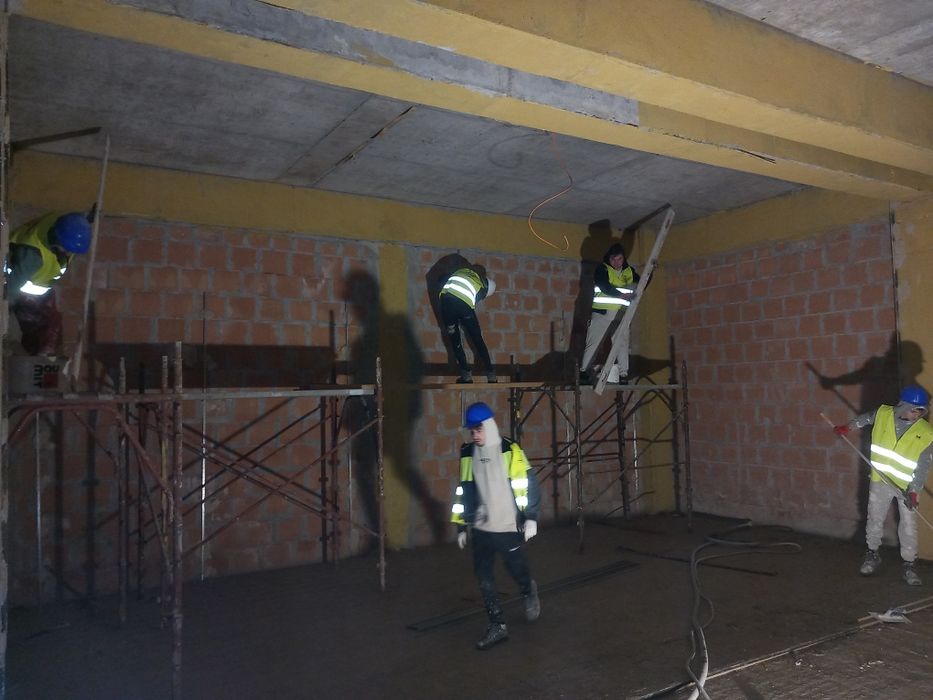 DACA NU FACEM CALITATE NU PLATITI , tencuieli mecanizate Glet fatade