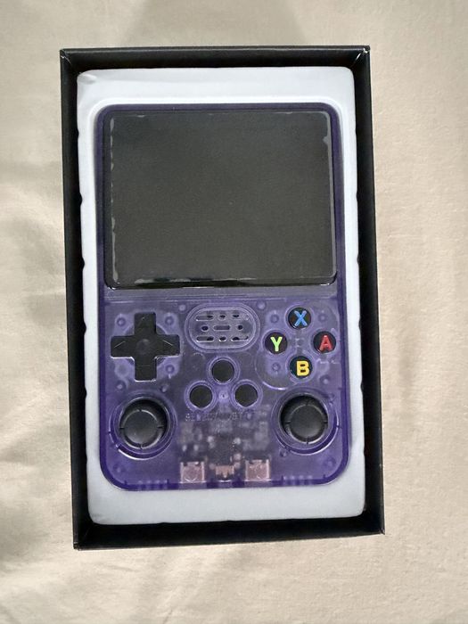Чисто нова Gamelab ретро конзола с 40к+ игри