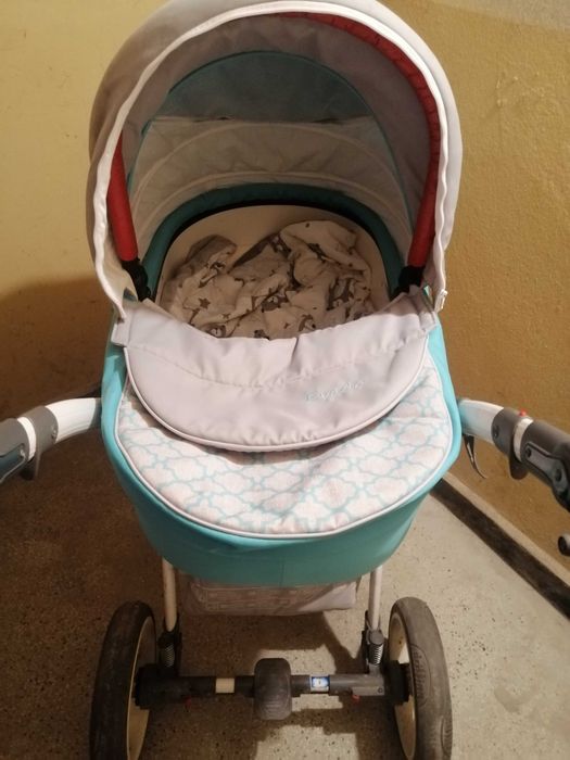 Бебешкa количкa Chipolino Nina