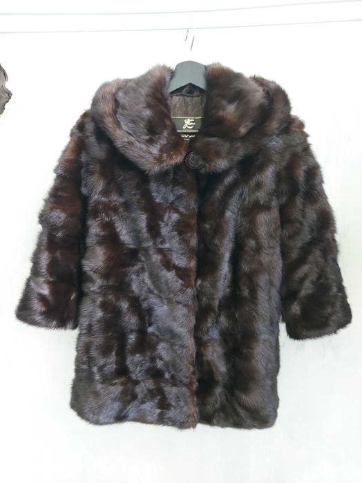 Продам норковую шубу