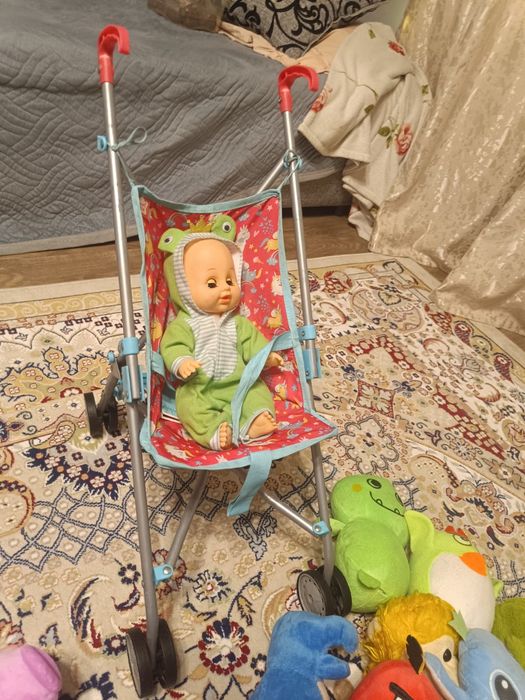 Коляска и куклы, игрушки