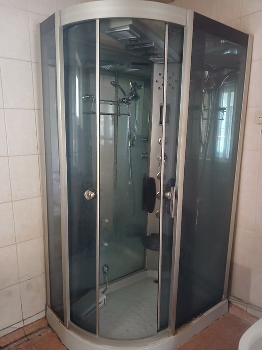 Душевая кабинка ...