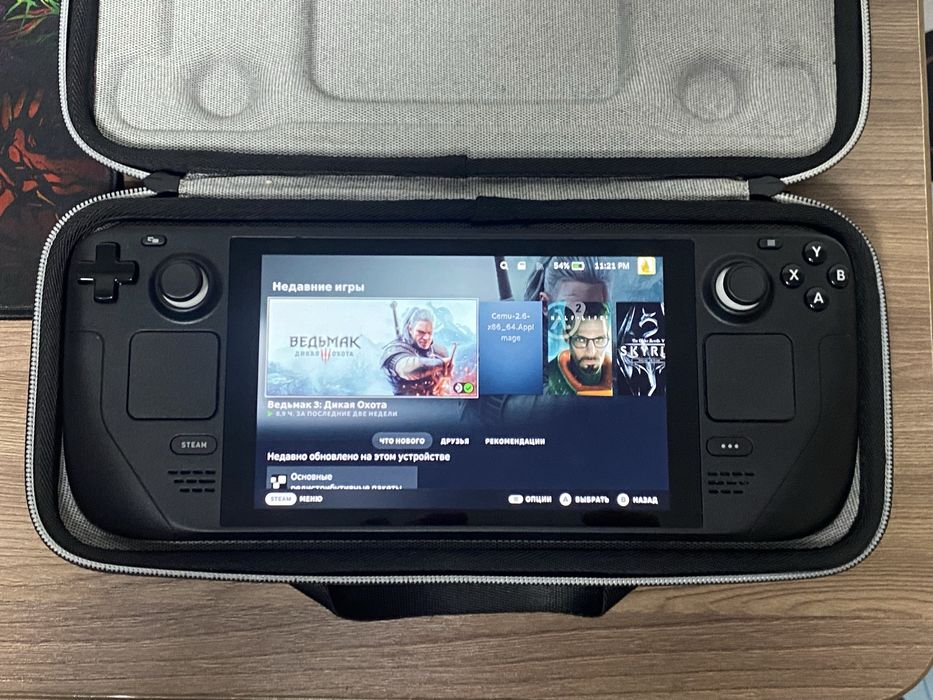Steam deck LCD 256 в идеальном состоянии