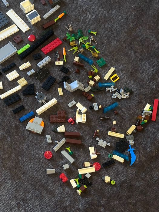 Лего конструктор.