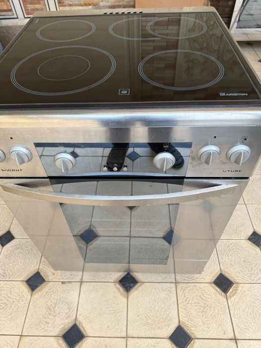 Продаётся электроплита