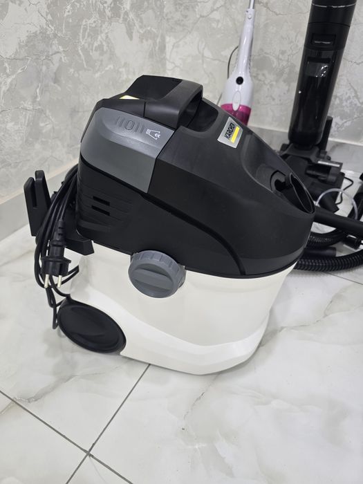 Kärcher SE 5 — новый моющий пылесос, полный комплект