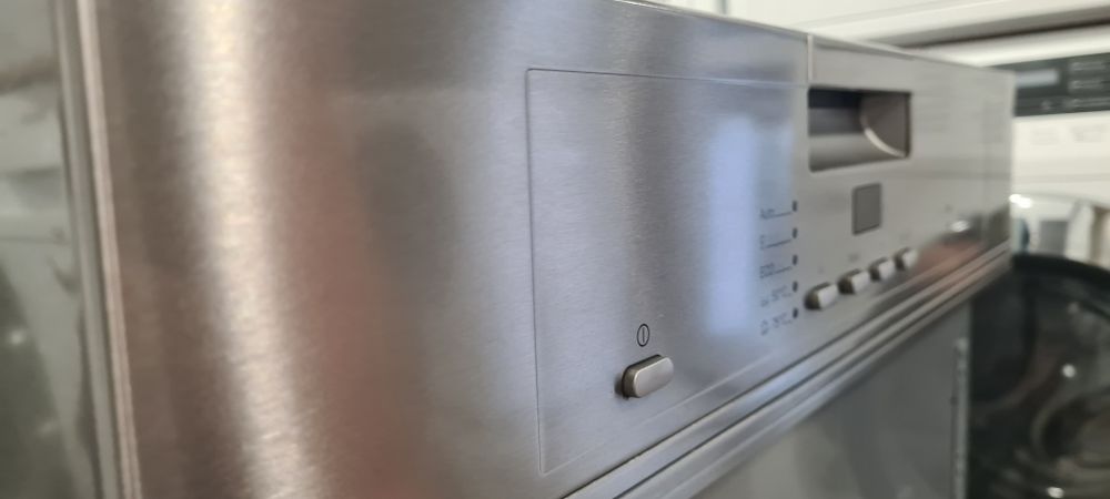 Съдомиялна Miele 60см А++ за частично вграждане  G4203SCi