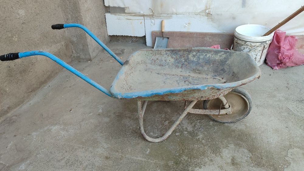 Тачка строительная