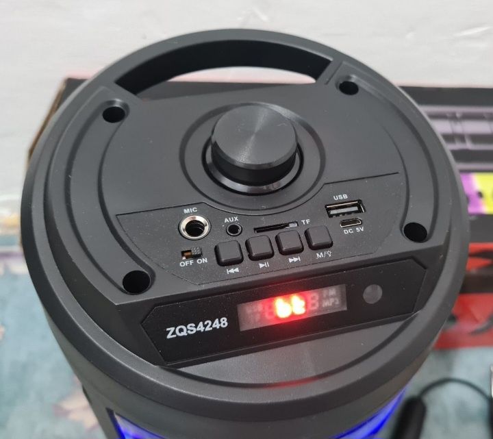 Портативная колонка черный