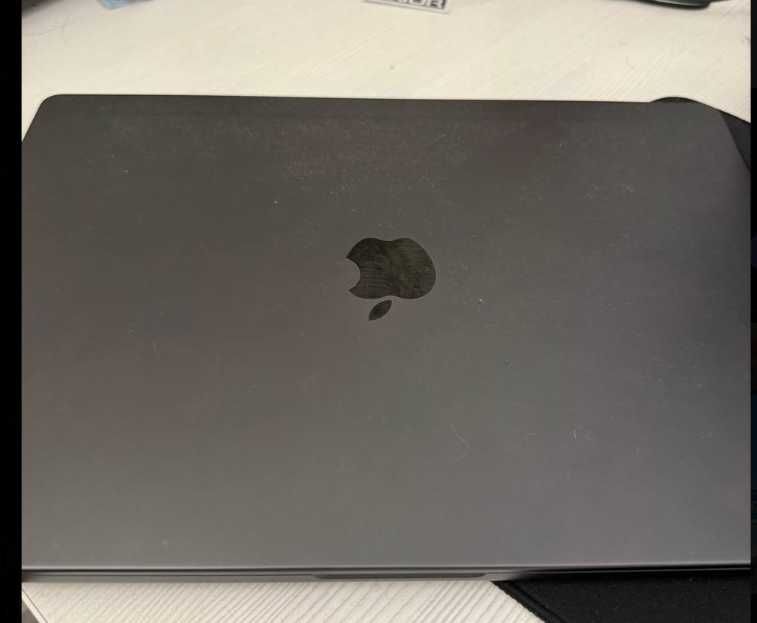 MacBook Pro M4 Pro 512gb 24ram 16 inches 2024