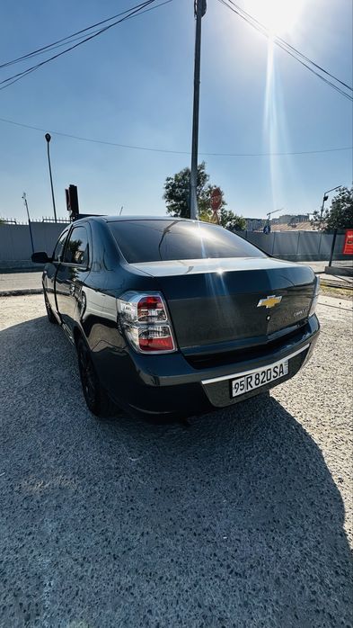 Chevrolet Cobalt Midnight 2025