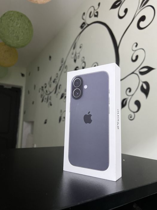 Продам Iphone 17 256