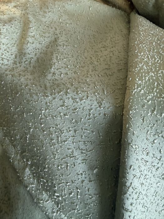 Продам шторы зеленого цвета