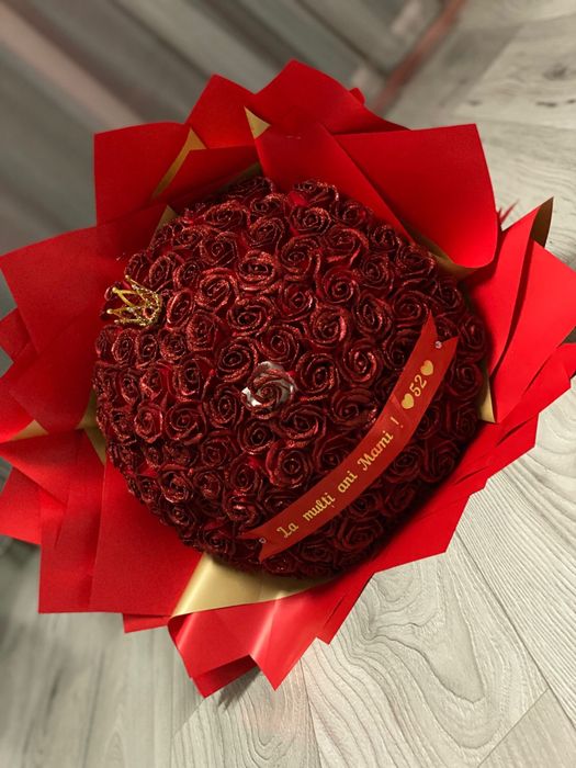 Buchet 101 trandafiri