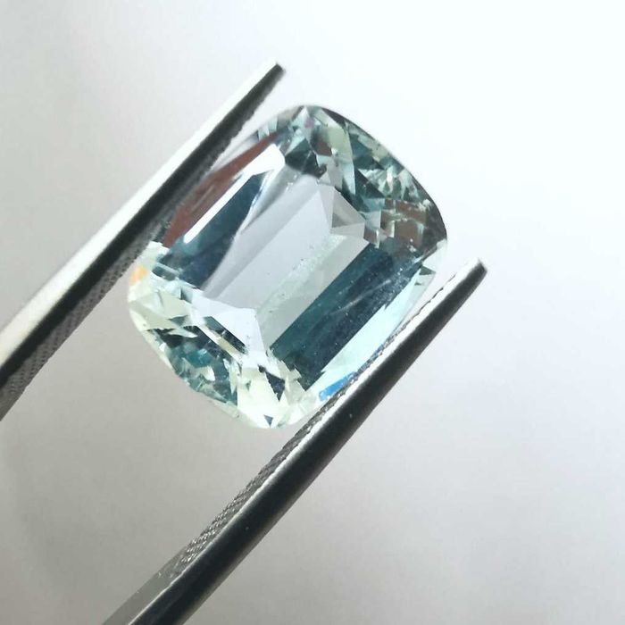 Рядък аквамарин 4.03 карата!