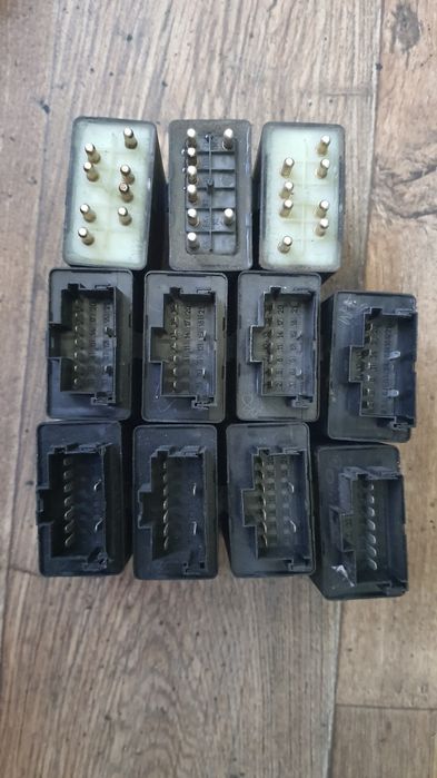 Releu A0165452332/2432