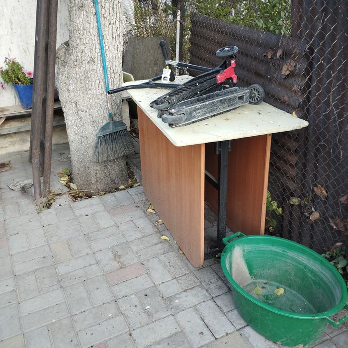 Стол-книжку продам