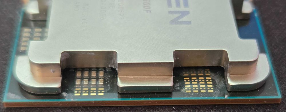 CPU: AMD Ryzen 5 7500F - като Нов