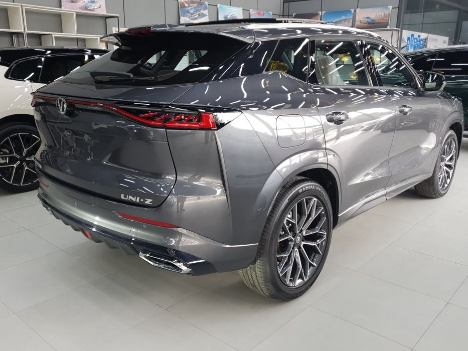 ChangAn Uni-z. Gibrid 2025